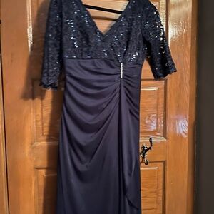 Elegant Navy Blue Long Dress Sequin Top With Chiffon Bottom Overlay Size 4